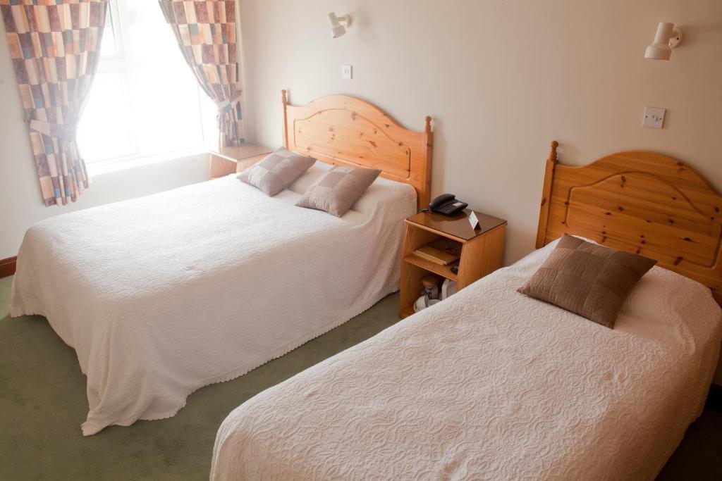 Grovemount House Hotel Ennistimon Room photo